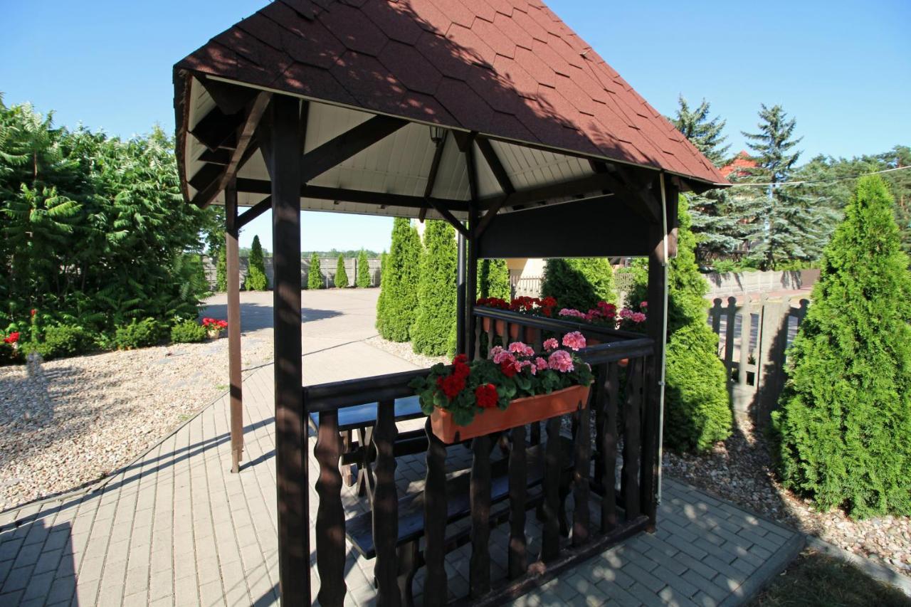 Bar Malwa Motel Aleksandrów Łódzki Eksteriør billede