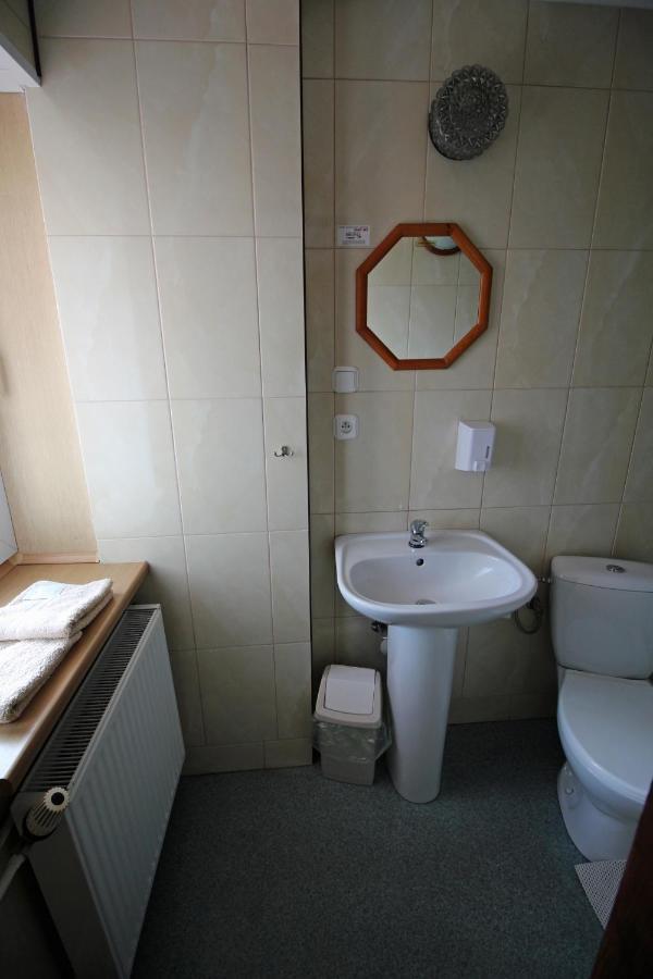Bar Malwa Motel Aleksandrów Łódzki Eksteriør billede