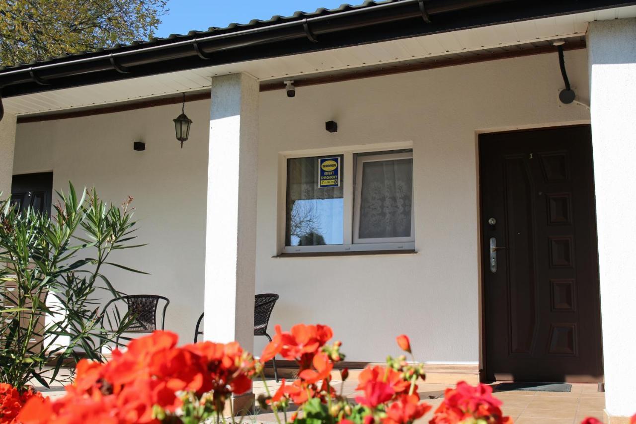 Bar Malwa Motel Aleksandrów Łódzki Eksteriør billede