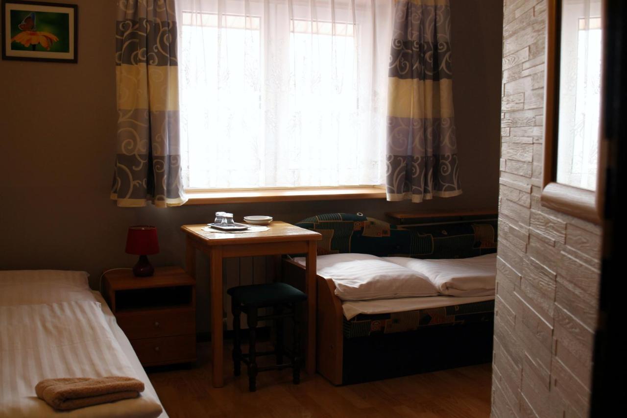 Bar Malwa Motel Aleksandrów Łódzki Eksteriør billede