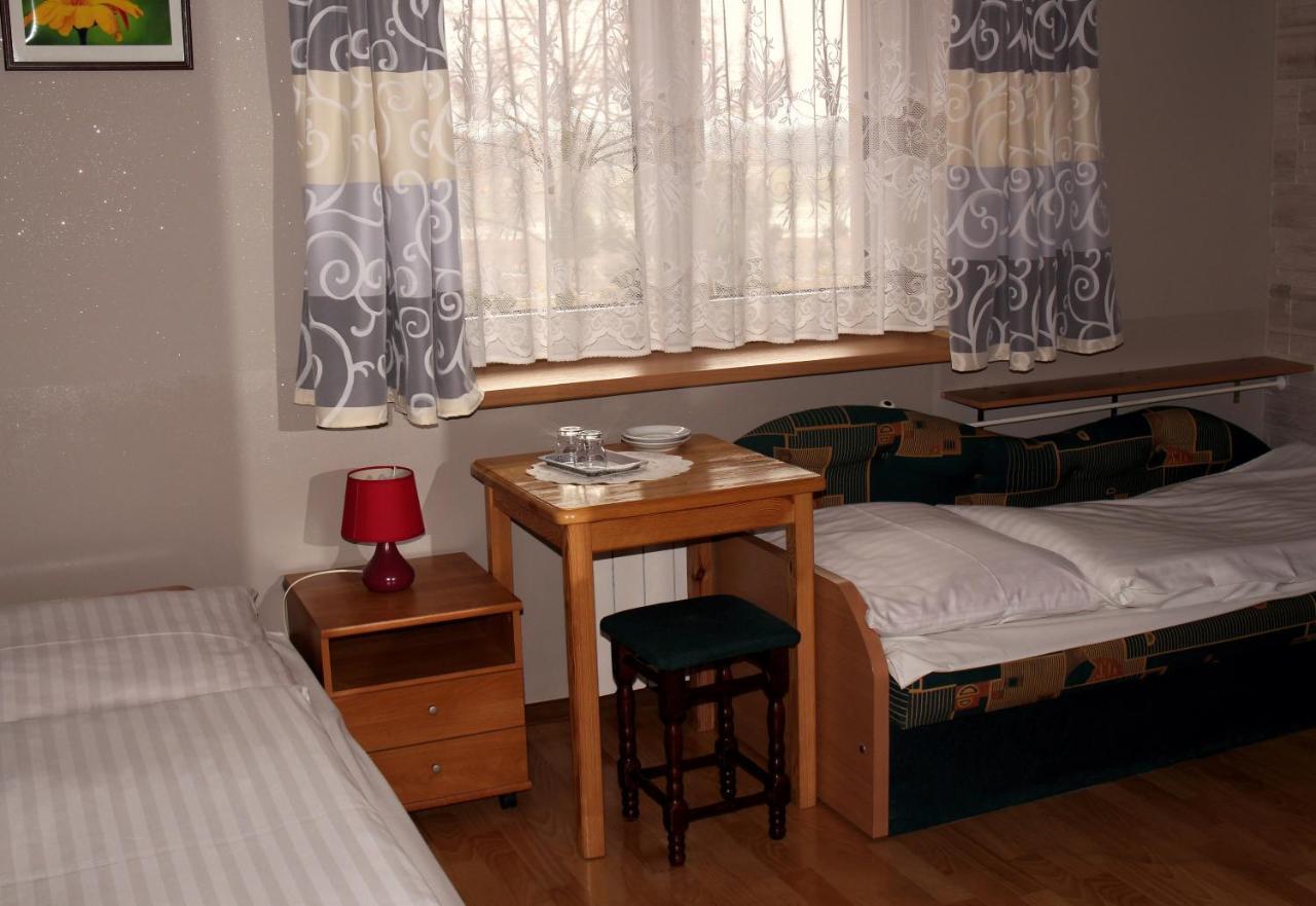Bar Malwa Motel Aleksandrów Łódzki Eksteriør billede